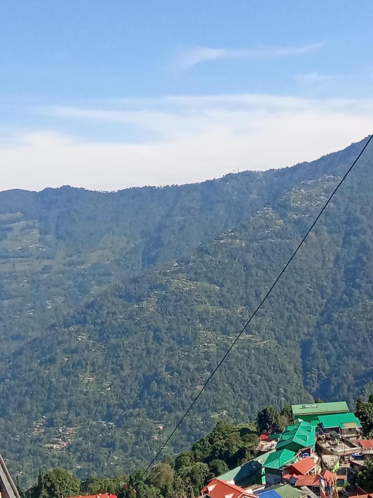Backpackers Hub Hostel Darjeeling  Exterior photo